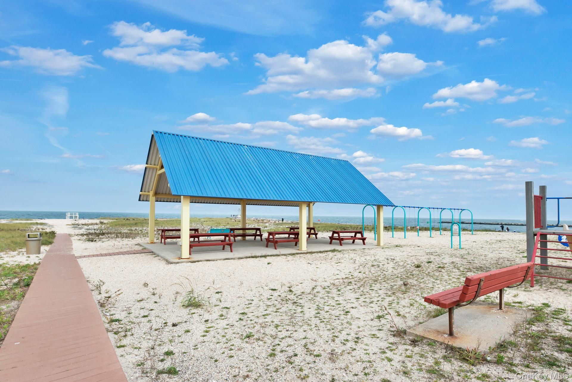 Single Family Breakwater  Suffolk County, NY 11952, MLS-881349-17