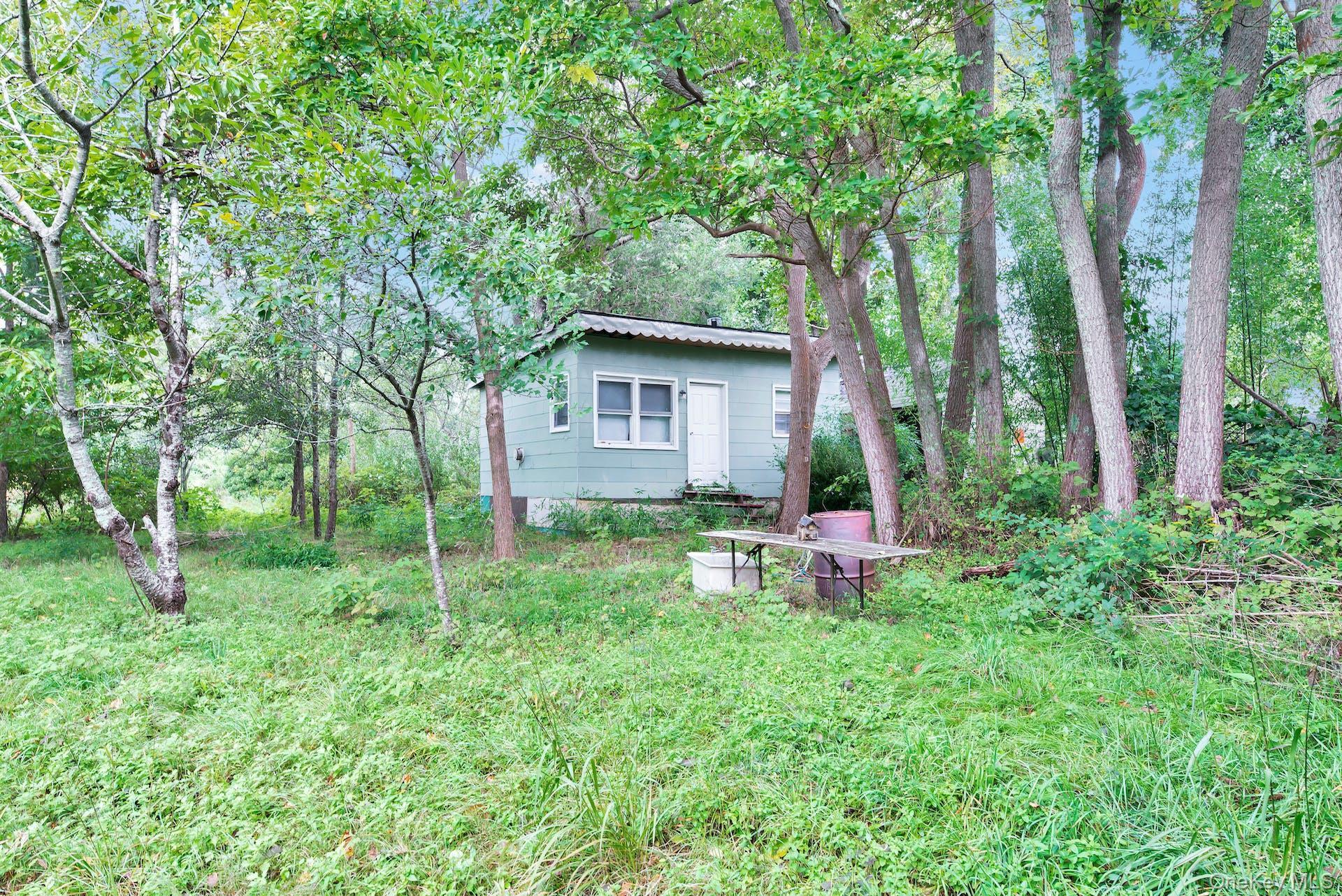 Single Family Breakwater  Suffolk County, NY 11952, MLS-881349-2