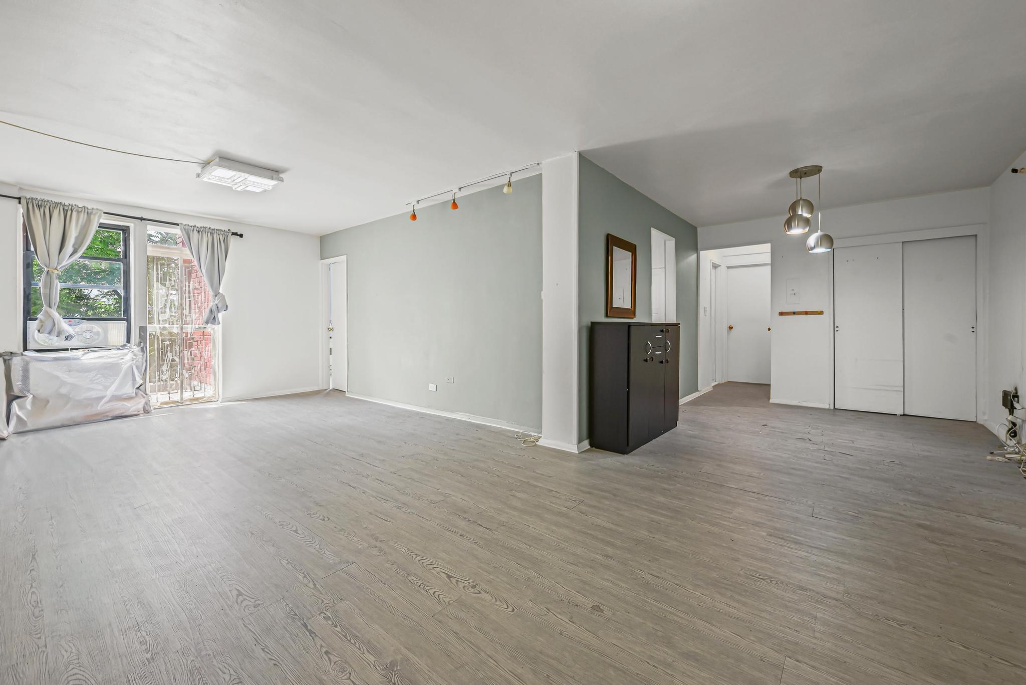 Coop Northern  Queens, NY 11354, MLS-881365-5