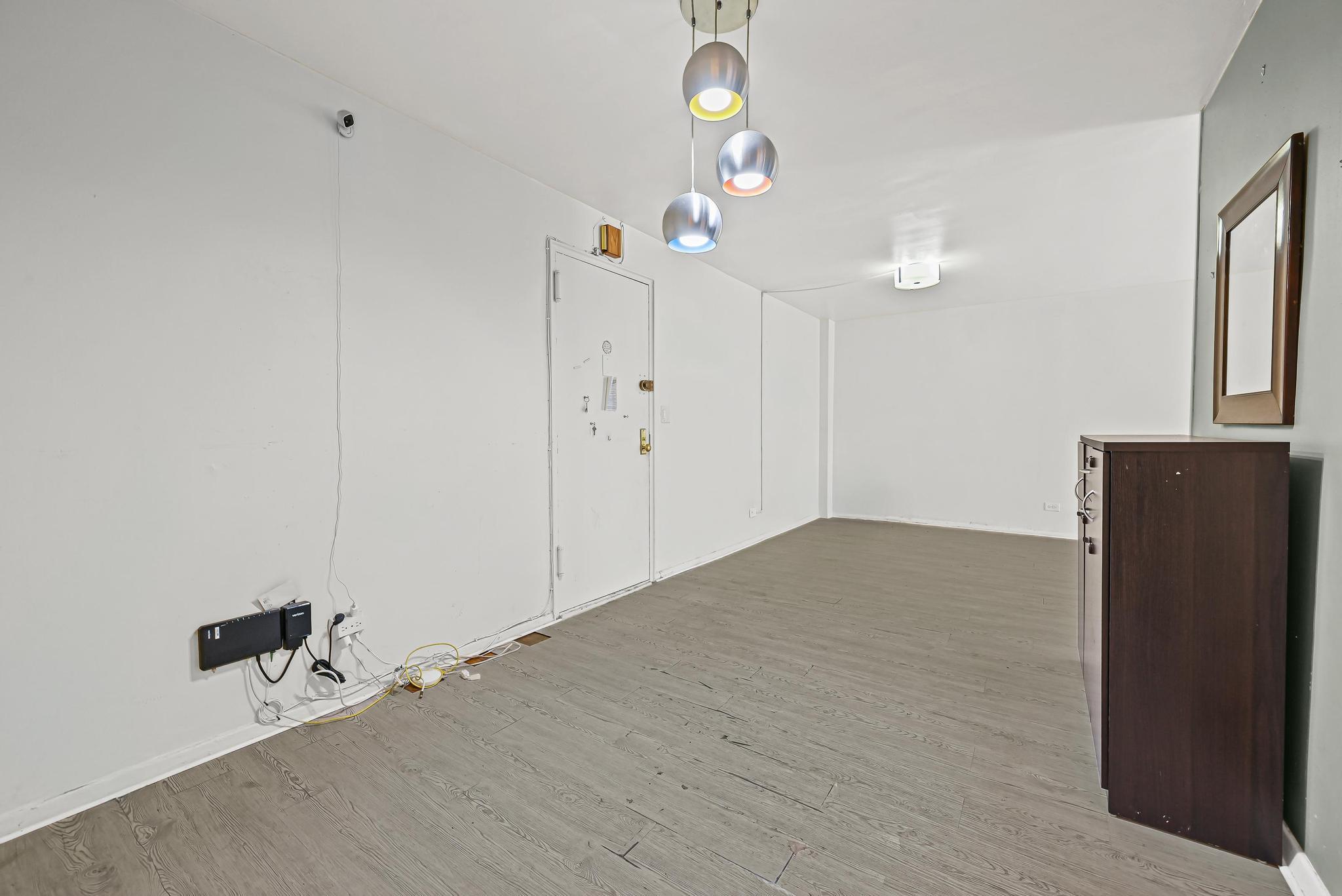 Coop Northern  Queens, NY 11354, MLS-881365-7