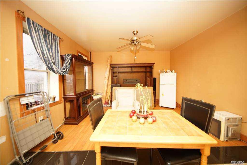 Single Family Charlotte  Queens, NY 11385, MLS-881374-11