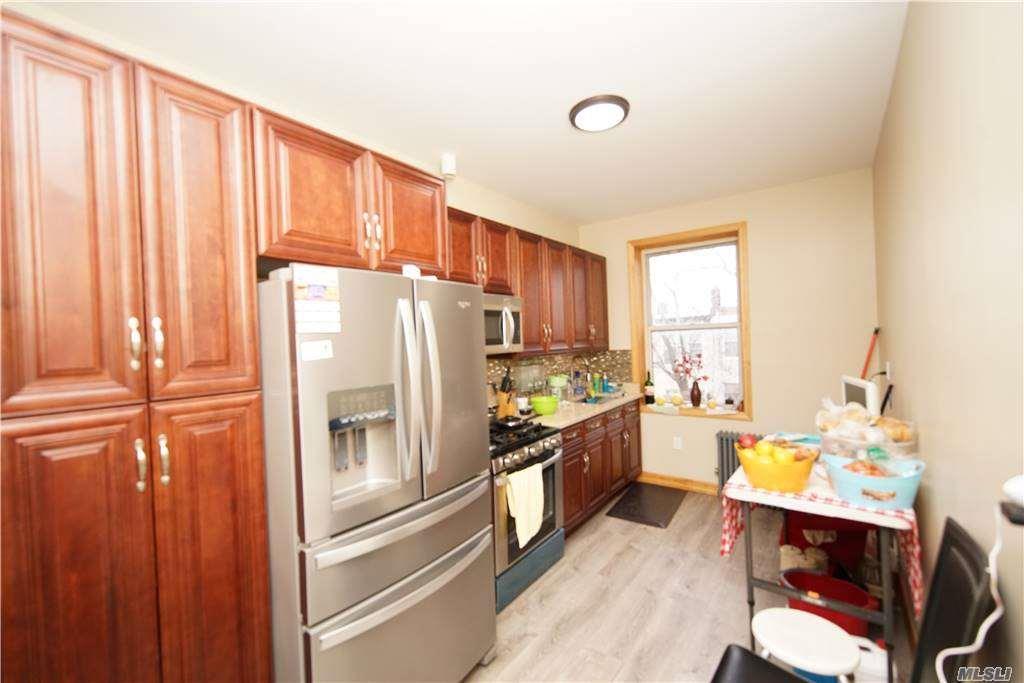 Single Family Charlotte  Queens, NY 11385, MLS-881374-2