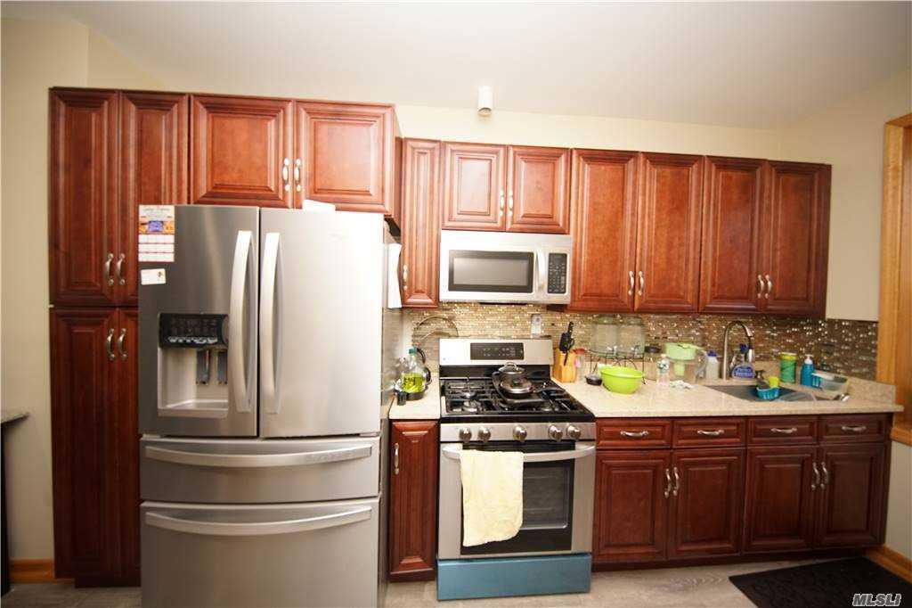 Single Family Charlotte  Queens, NY 11385, MLS-881374-3