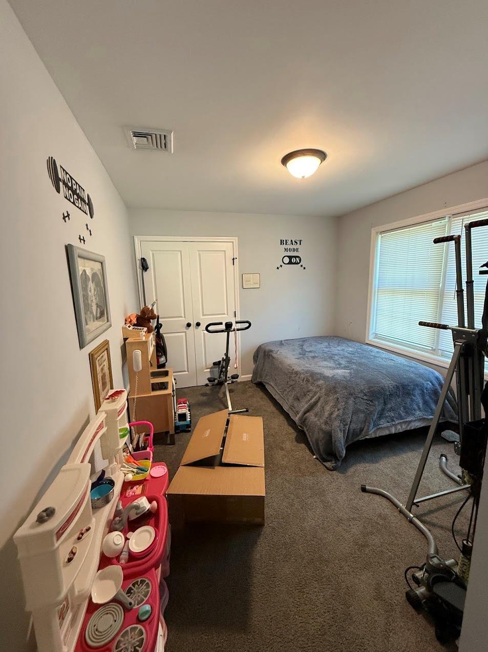 Single Family Ridgewood  Orange County, NY 10940, MLS-881406-15