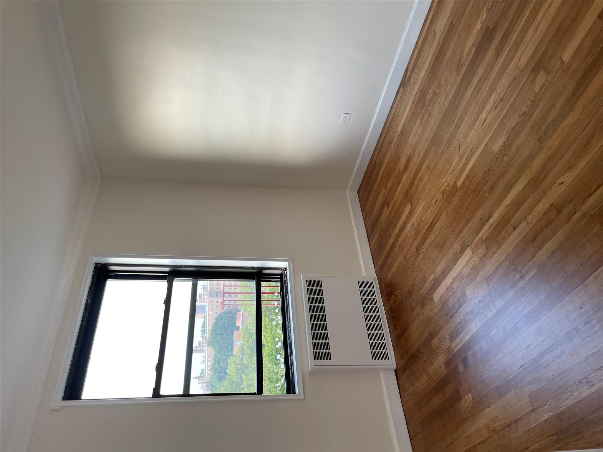 Coop 72  Queens, NY 11367, MLS-881414-4