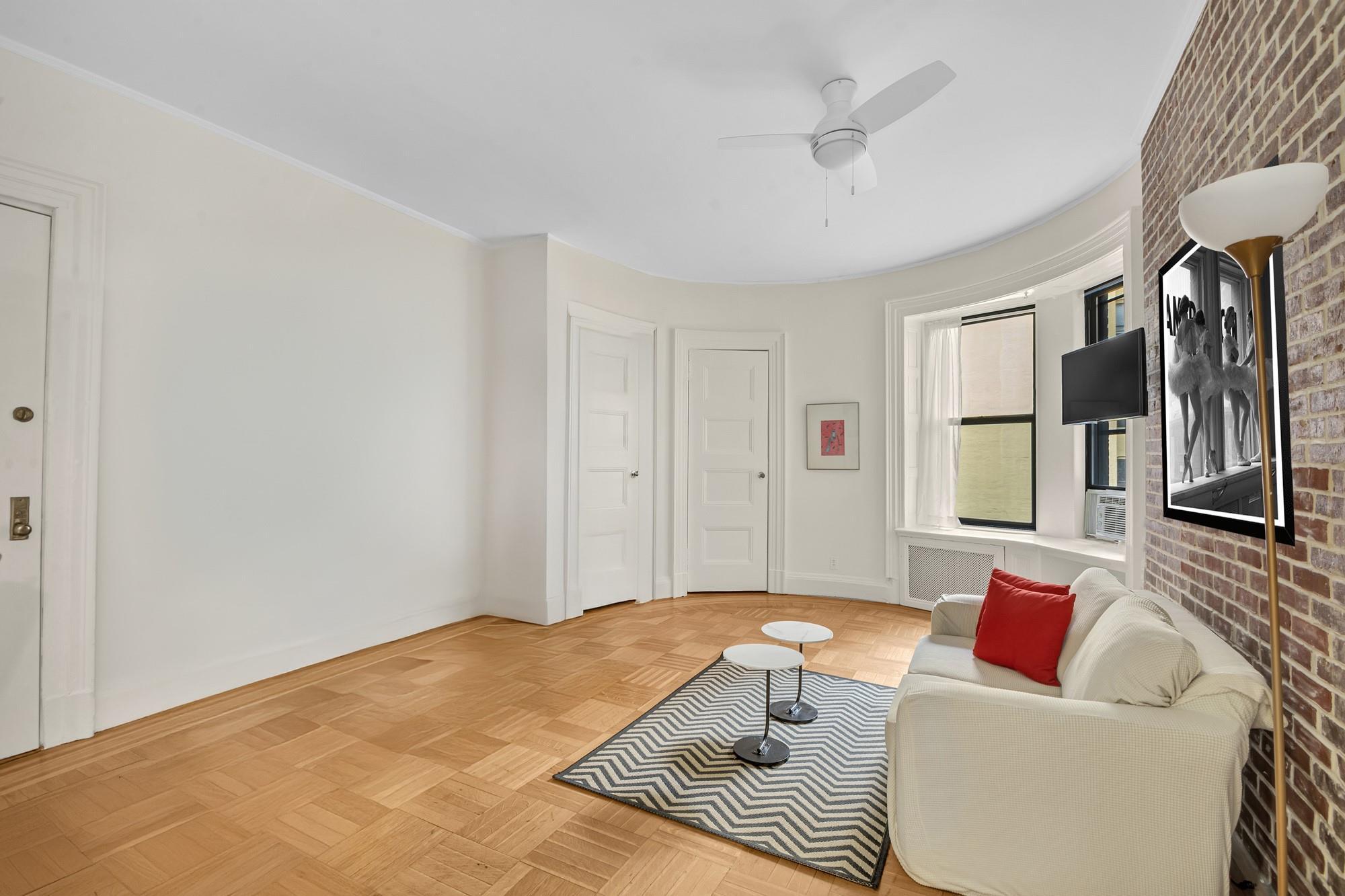 Coop Riverside  Manhattan, NY 10025, MLS-881418-8