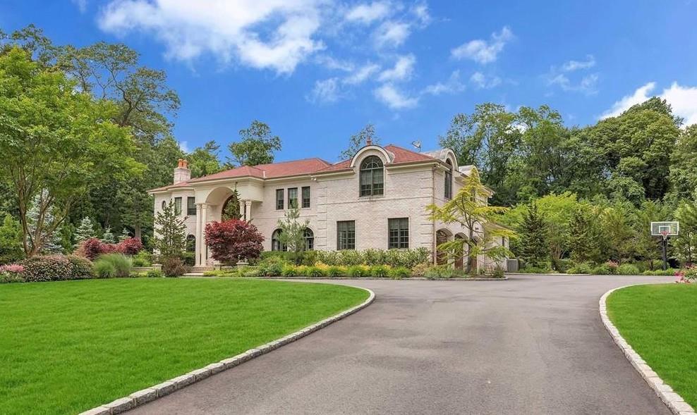Single Family Black Rock  Nassau County, NY 11545, MLS-881422-2