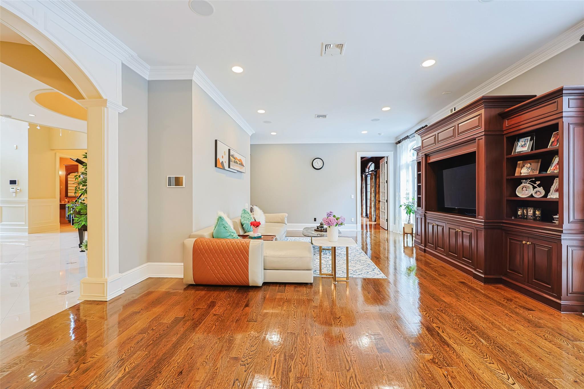 Single Family Black Rock  Nassau County, NY 11545, MLS-881422-20
