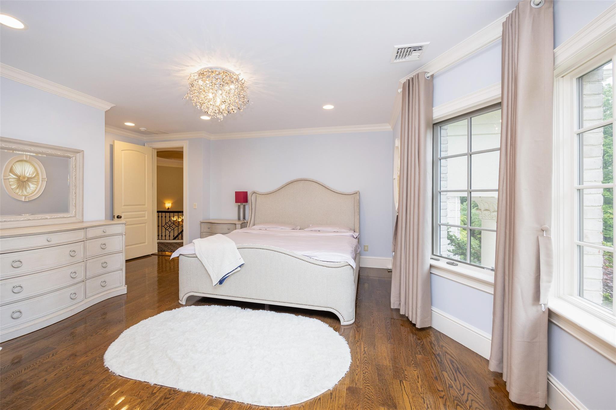 Single Family Black Rock  Nassau County, NY 11545, MLS-881422-29