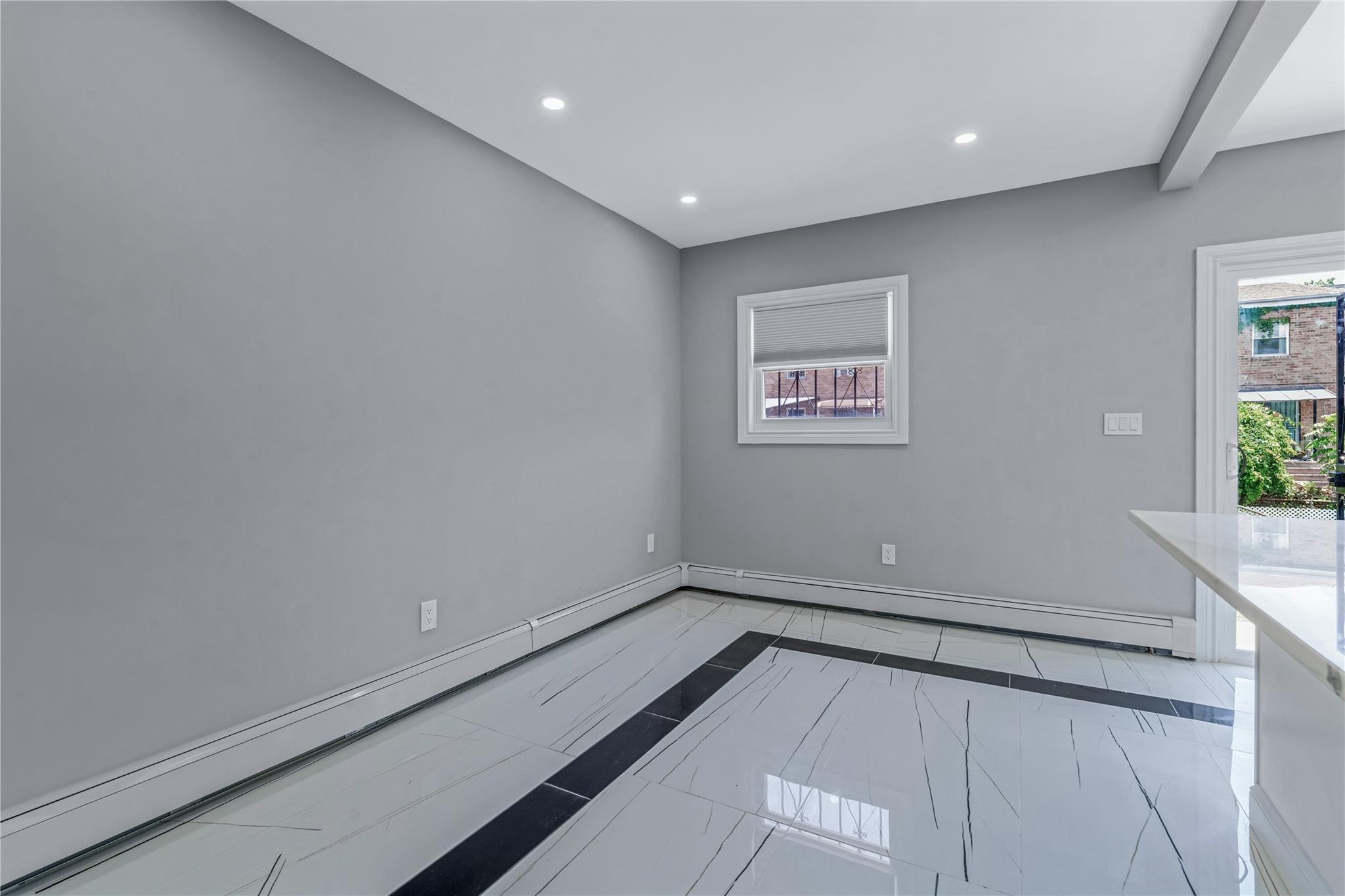 Single Family Essex  Brooklyn, NY 11208, MLS-881435-12