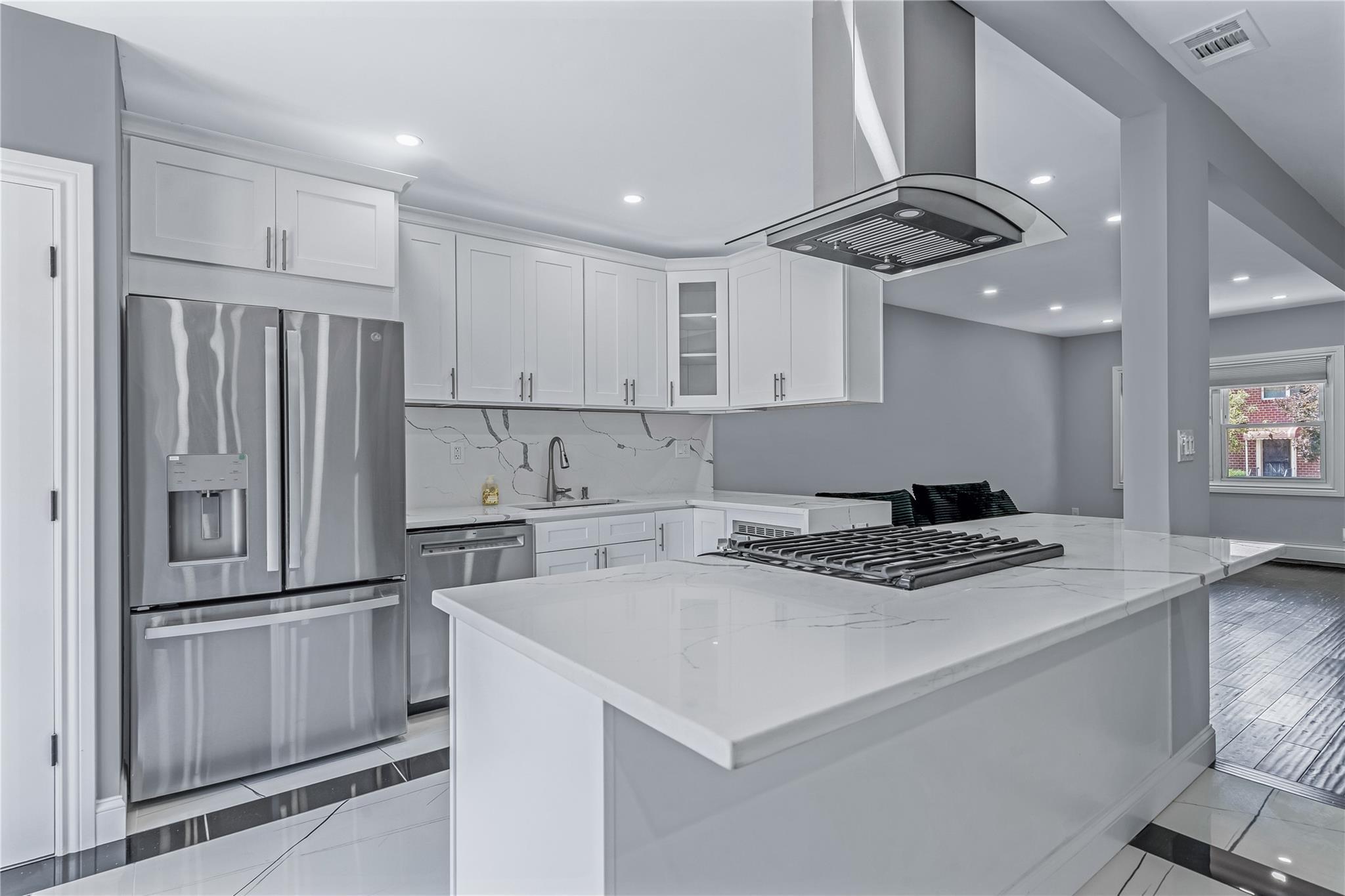 Single Family Essex  Brooklyn, NY 11208, MLS-881435-15