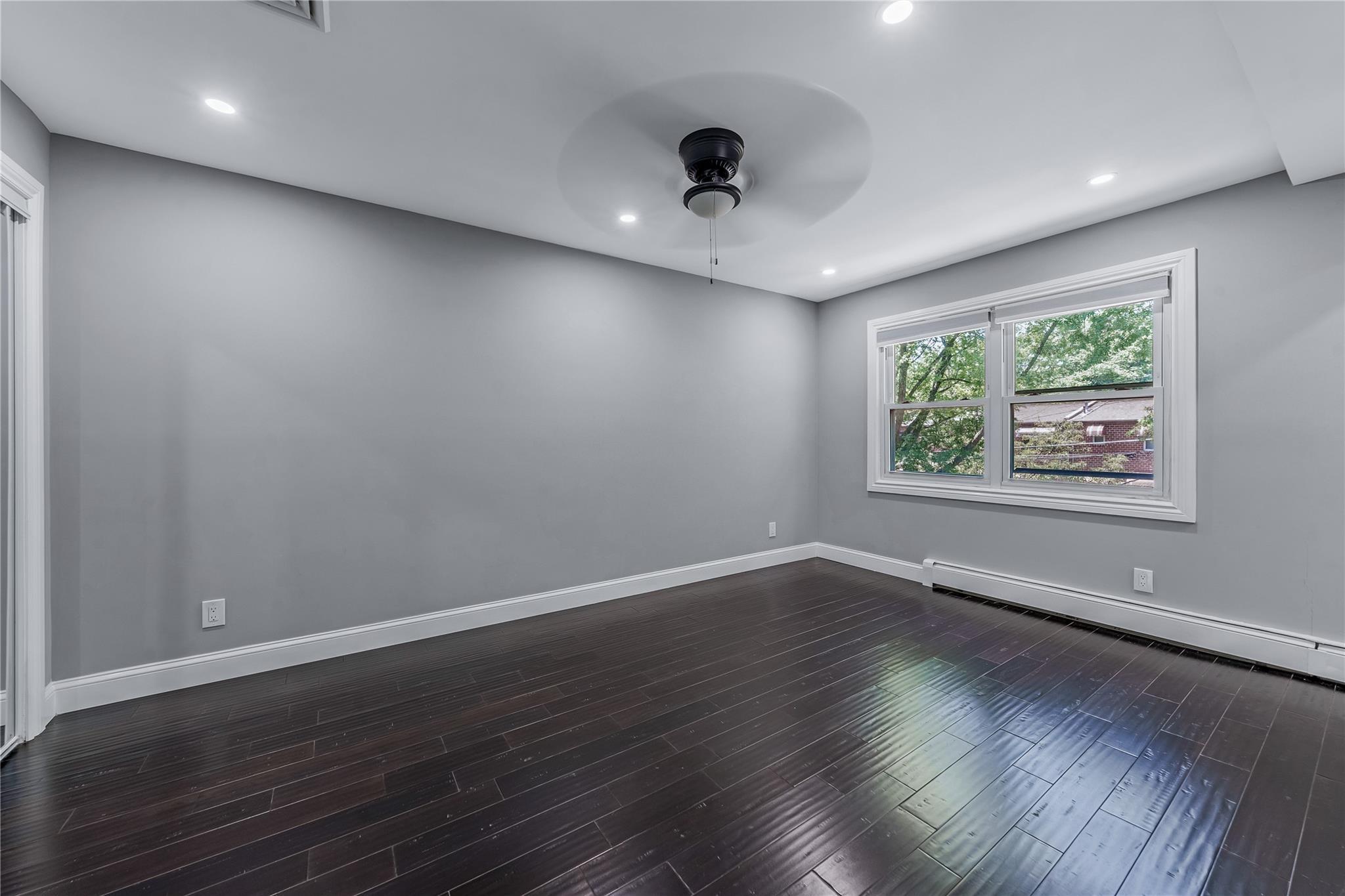 Single Family Essex  Brooklyn, NY 11208, MLS-881435-18