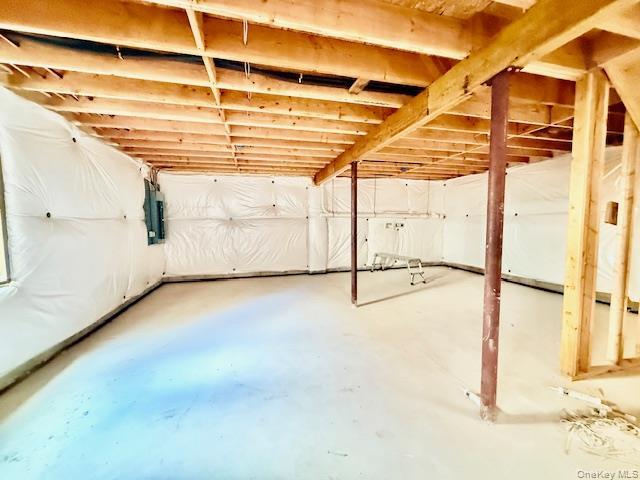 Single Family Bedford  Suffolk County, NY 11950, MLS-881471-6