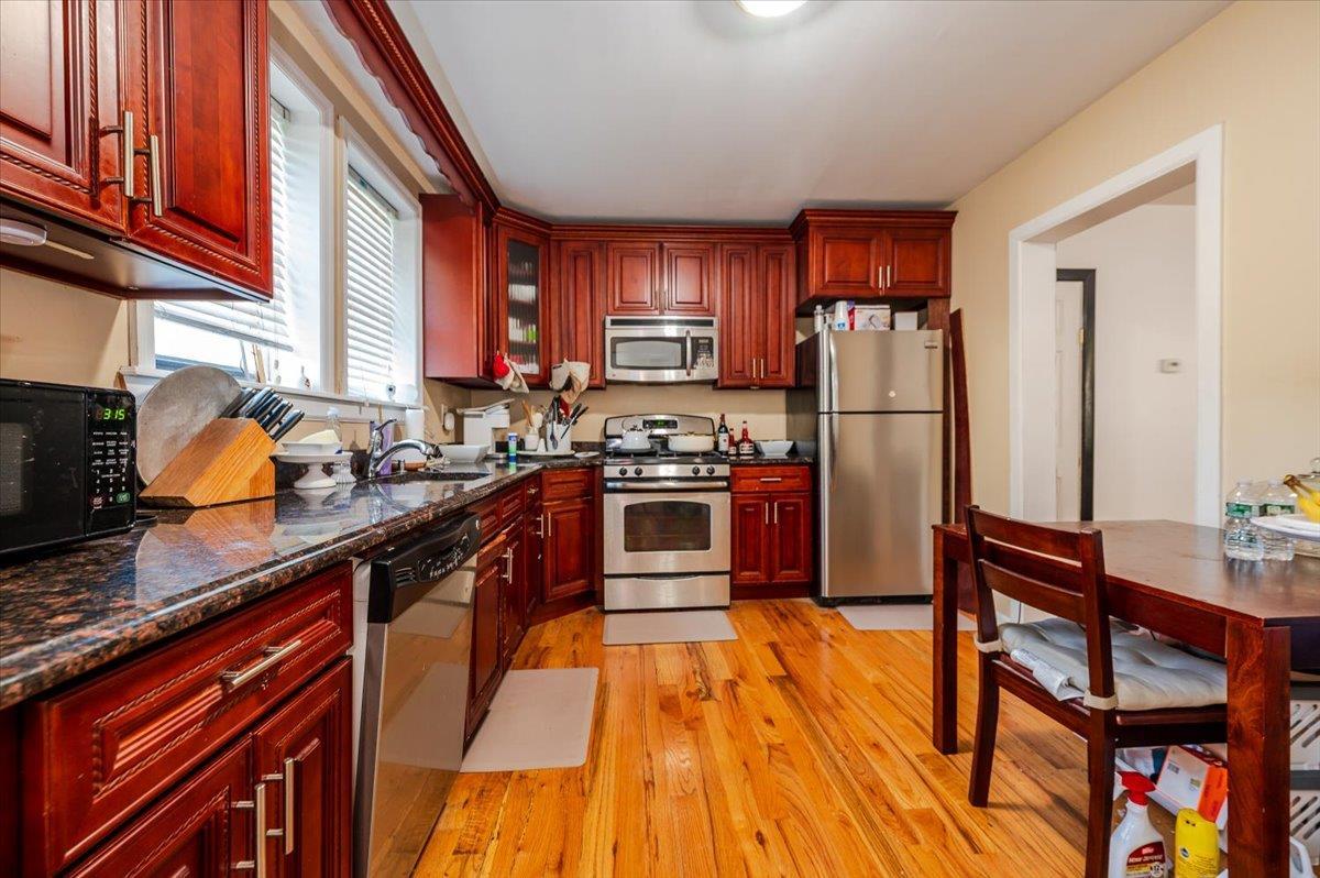 Single Family Westgate  Queens, NY 11413, MLS-881479-5