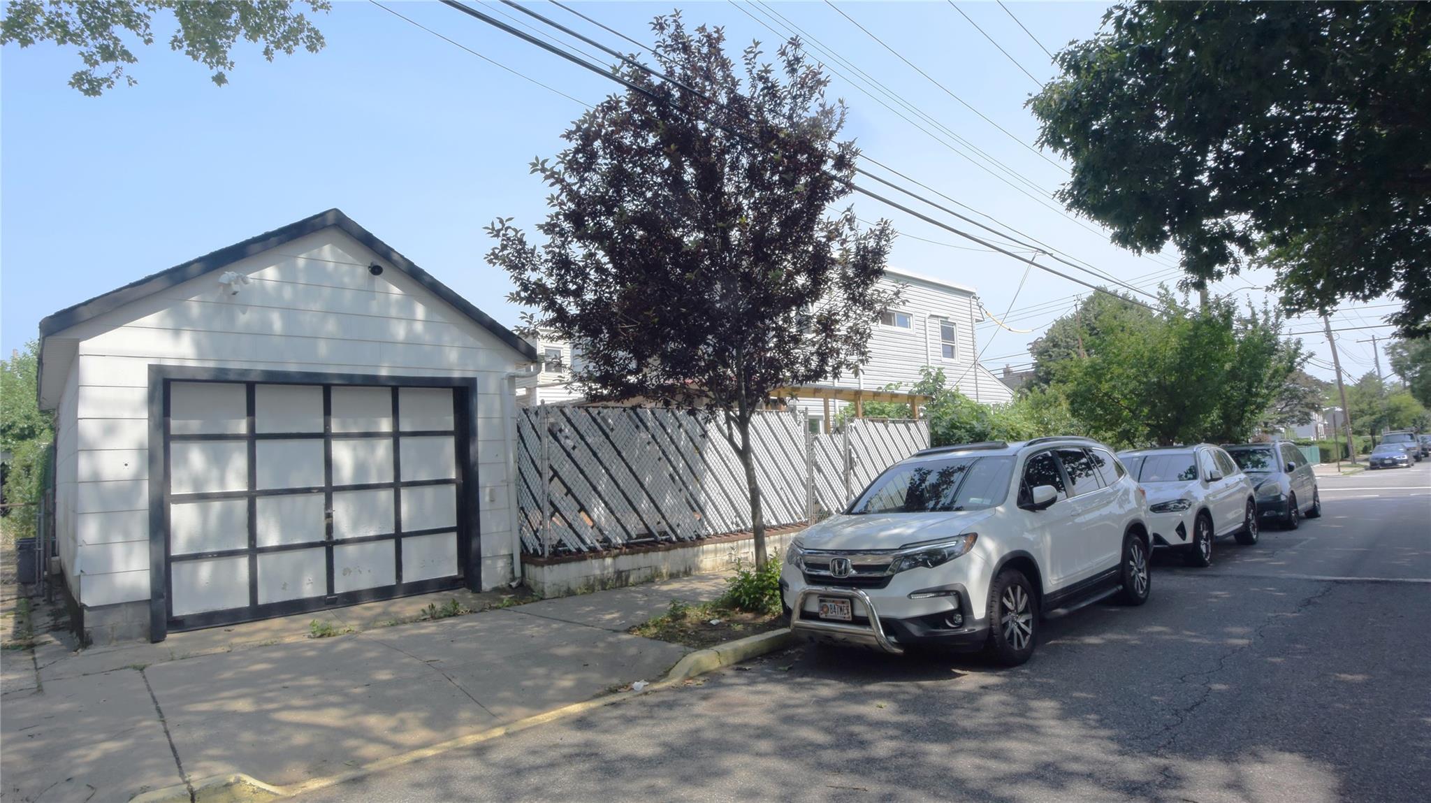 Single Family 34th  Queens, NY 11361, MLS-881547-2