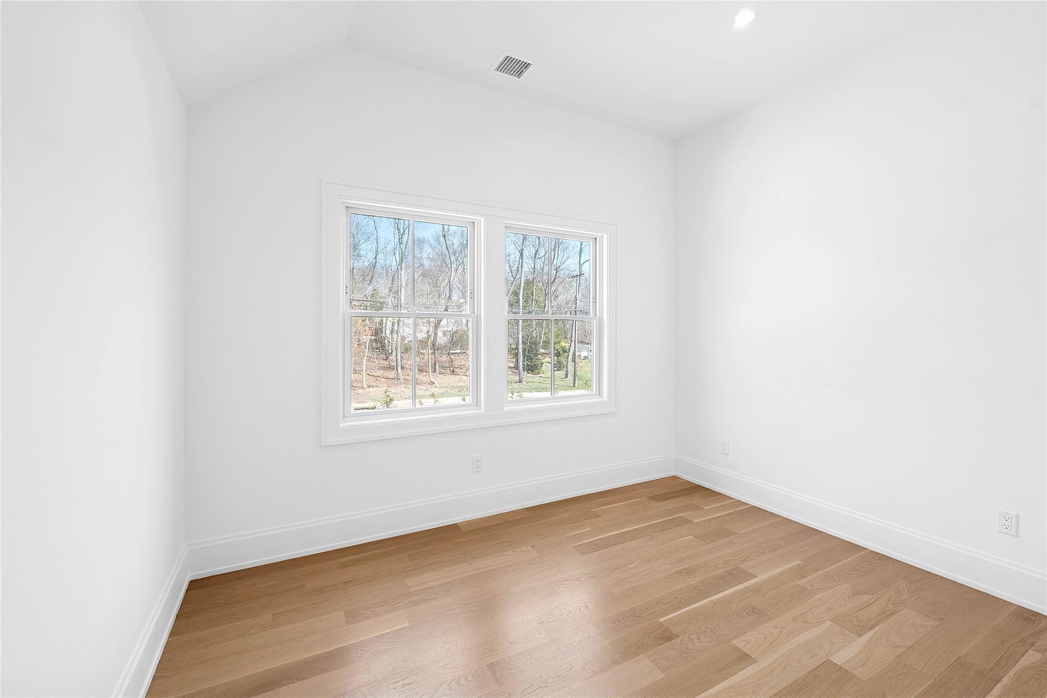 Single Family Hampton  Suffolk County, NY 11963, MLS-881577-16