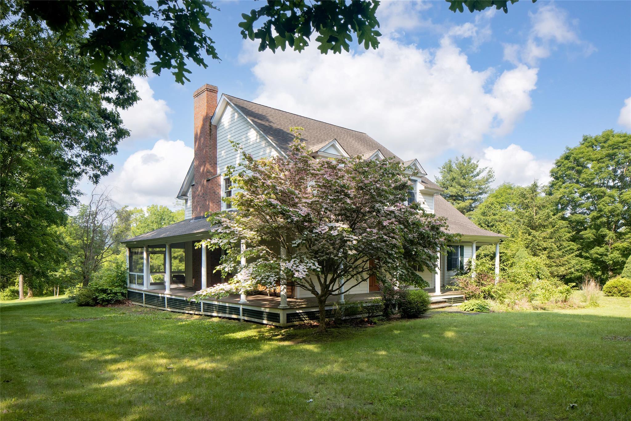 Single Family Oak Hill  Dutchess County, NY 12501, MLS-881578-2