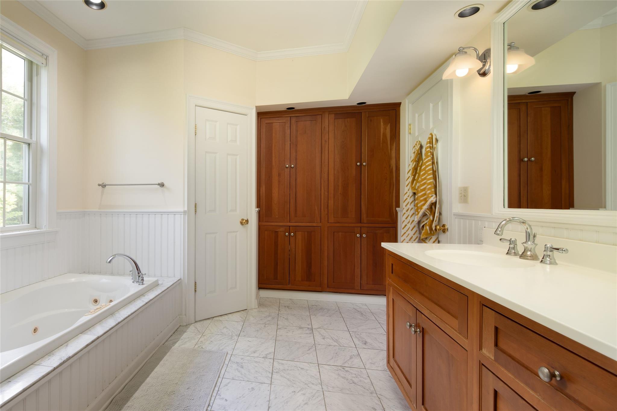 Single Family Oak Hill  Dutchess County, NY 12501, MLS-881578-21