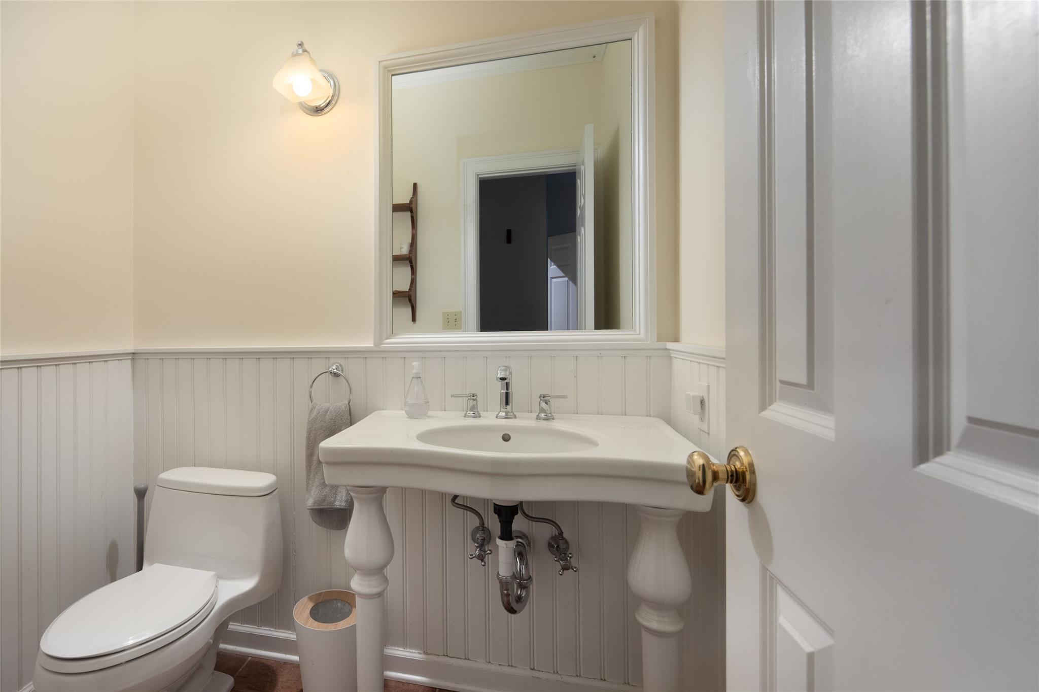 Single Family Oak Hill  Dutchess County, NY 12501, MLS-881578-22