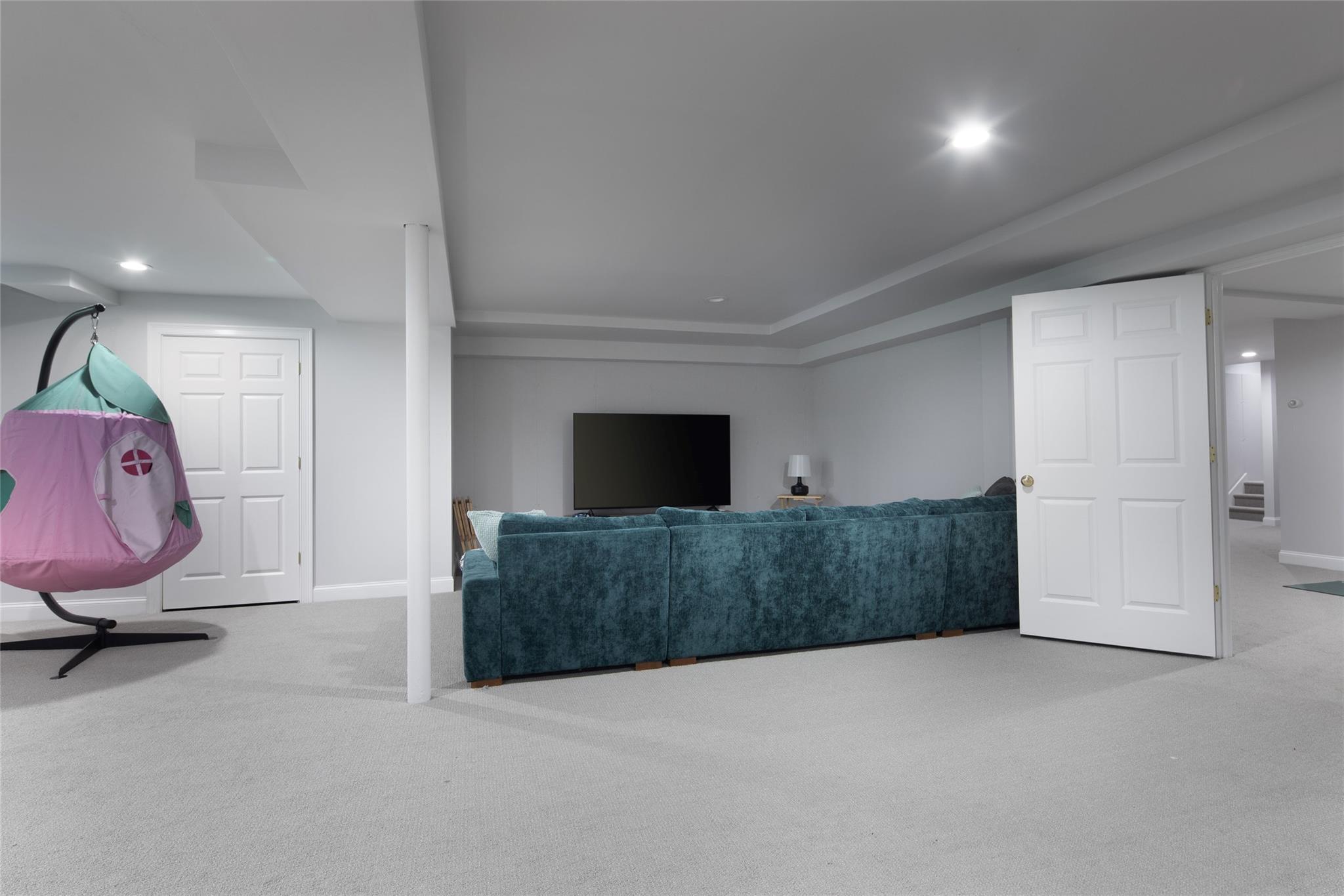 Single Family Oak Hill  Dutchess County, NY 12501, MLS-881578-34