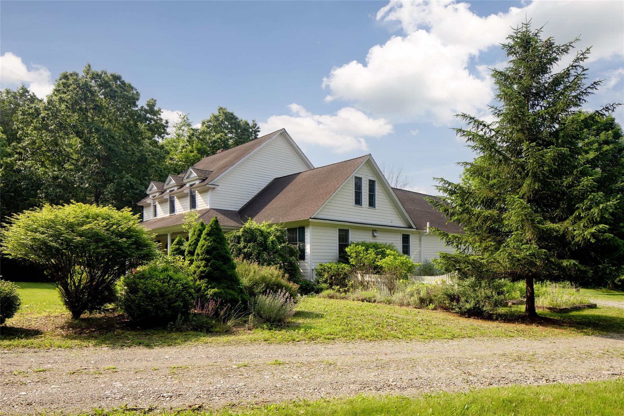 Single Family Oak Hill  Dutchess County, NY 12501, MLS-881578-5