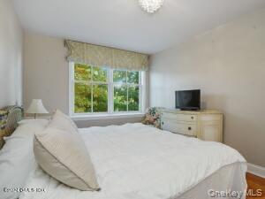 Single Family Shore Out Of Area, NY 06830, MLS-881581-27