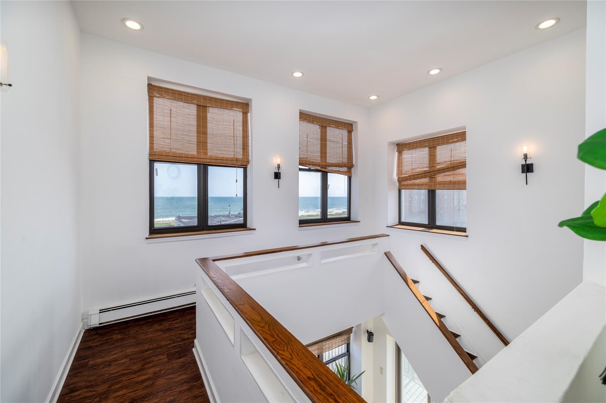 Condo Broadway  Nassau County, NY 11561, MLS-881587-13