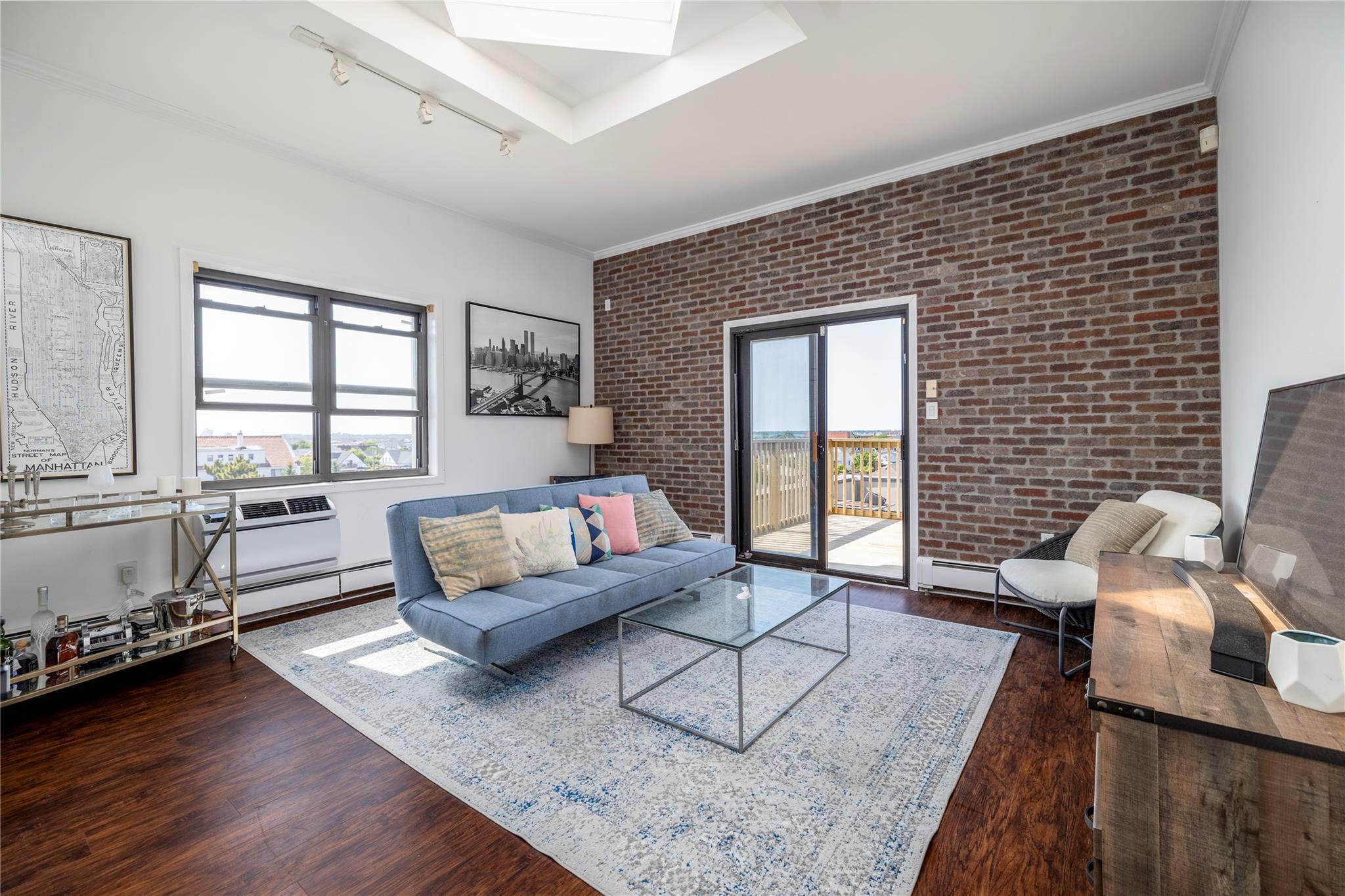 Condo Broadway  Nassau County, NY 11561, MLS-881587-14