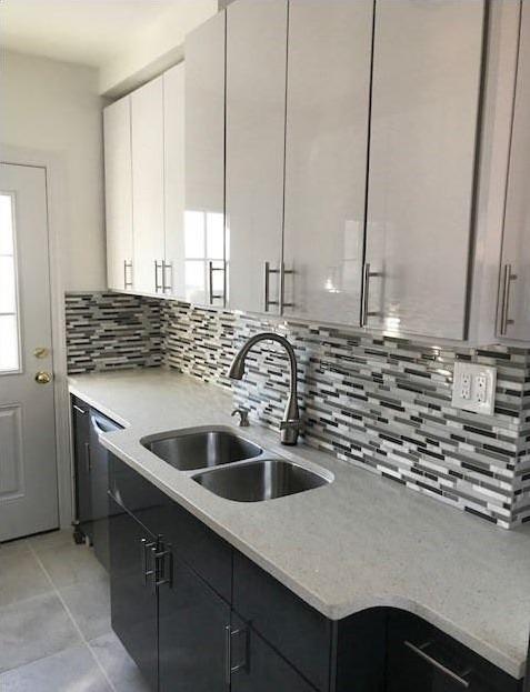 Single Family 249th  Queens, NY 11426, MLS-881599-9