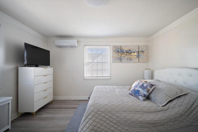 Single Family 215th  Queens, NY 11364, MLS-881618-17
