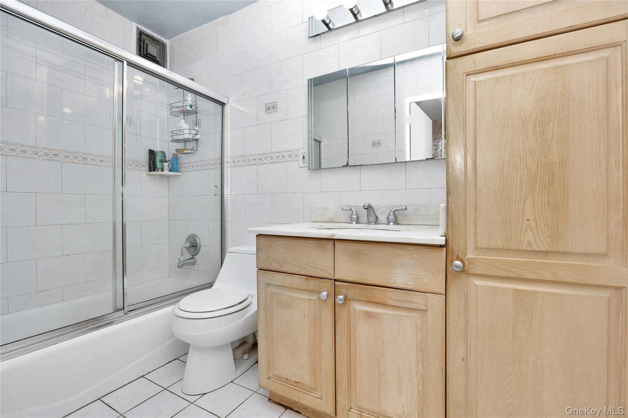 Coop 9th Queens, NY 11357, MLS-881623-10