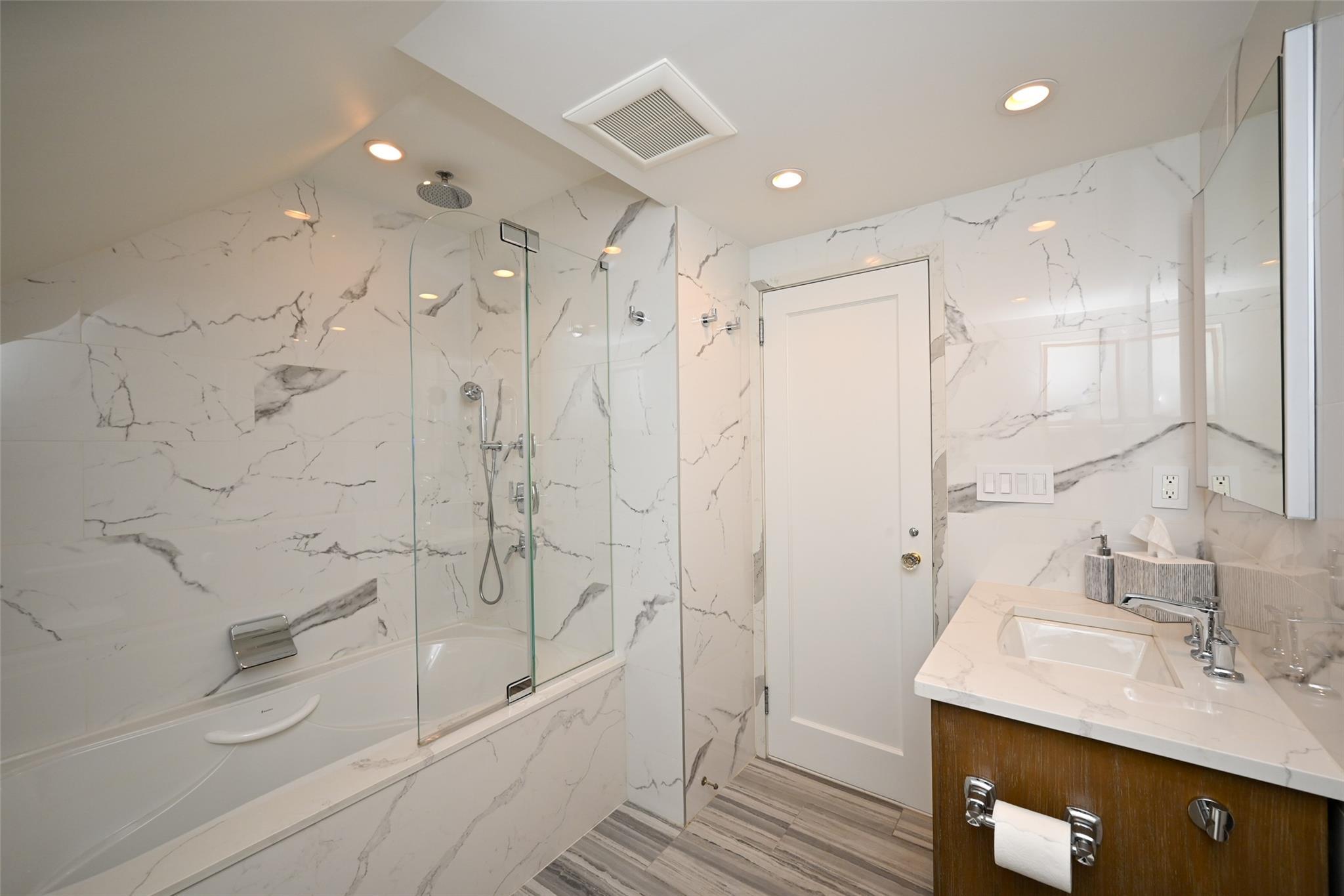 Single Family 222  Queens, NY 11427, MLS-881687-18