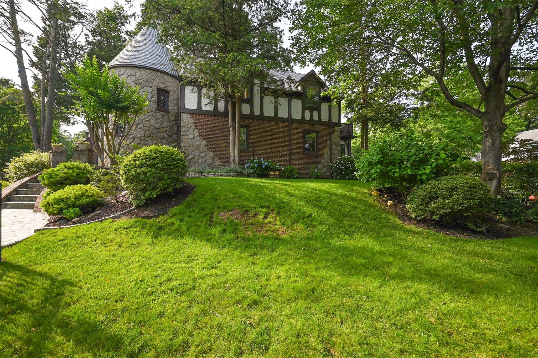Single Family 222  Queens, NY 11427, MLS-881687-2