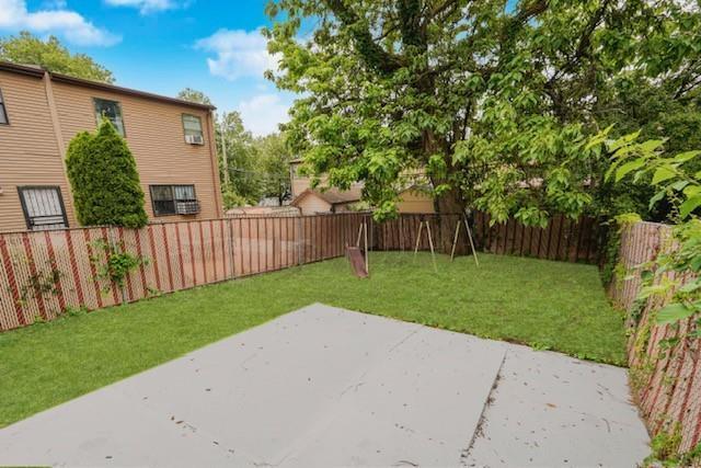 Single Family Schenck  Brooklyn, NY 11207, MLS-881688-28