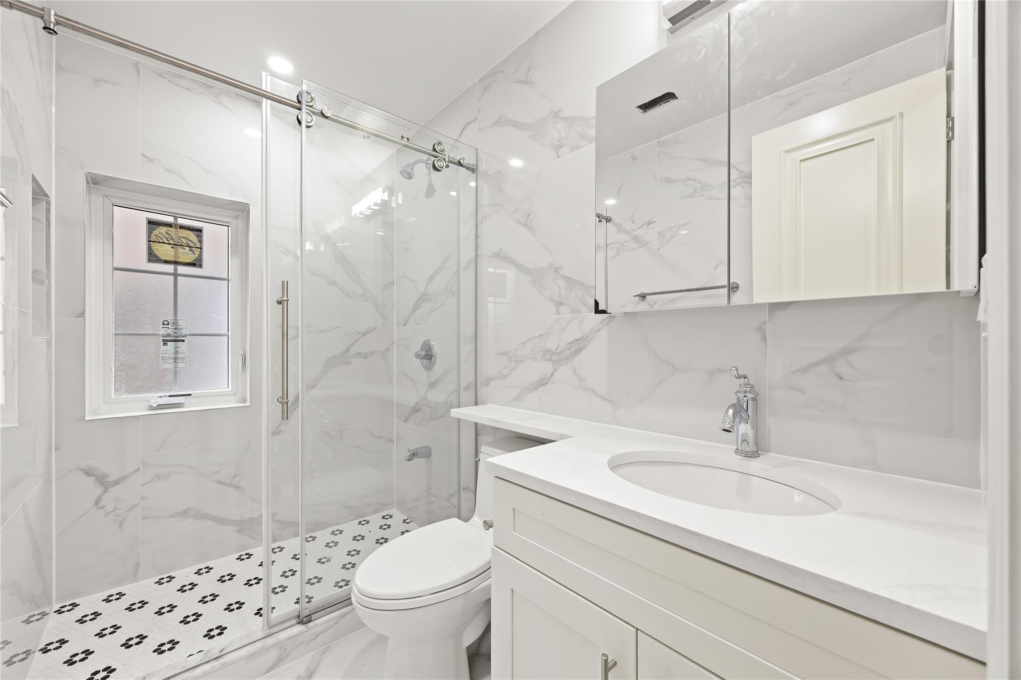 Single Family 28th  Queens, NY 11355, MLS-881692-20