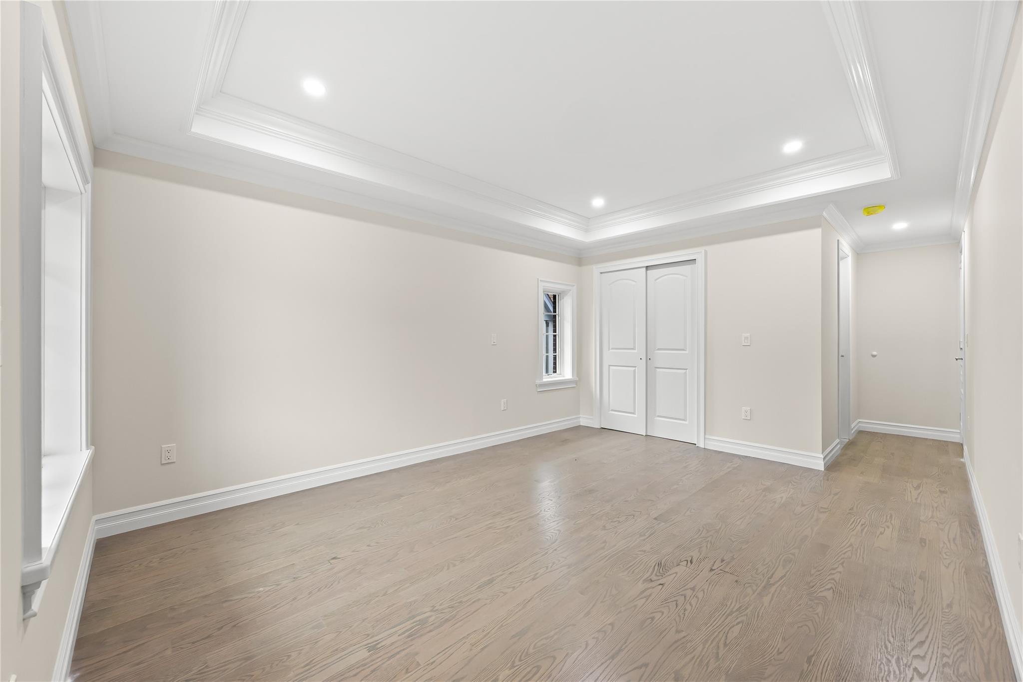 Single Family 28th  Queens, NY 11355, MLS-881692-22