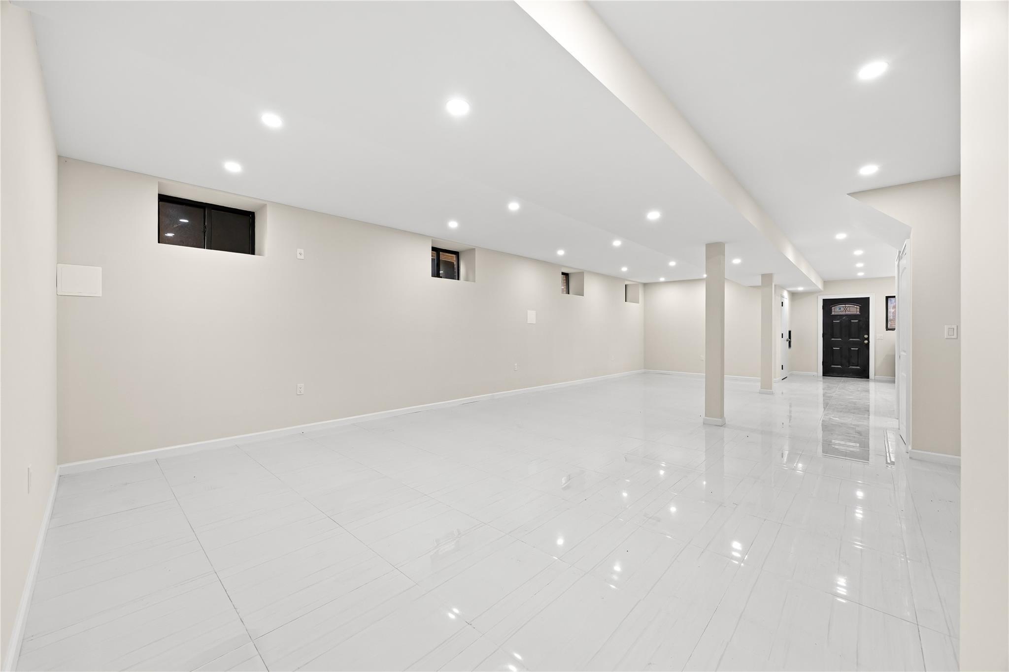 Single Family 28th  Queens, NY 11355, MLS-881692-24