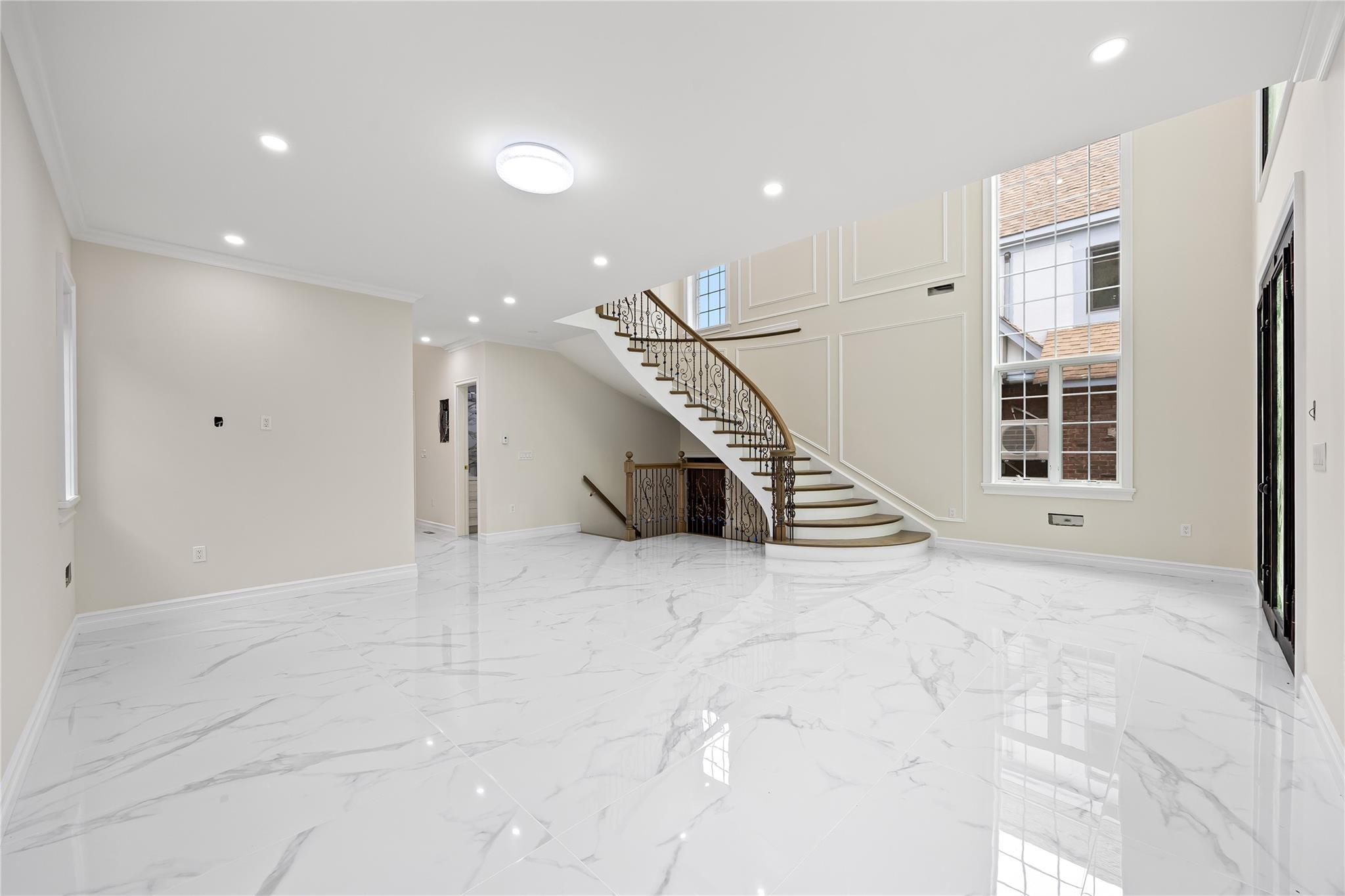Single Family 28th  Queens, NY 11355, MLS-881692-6