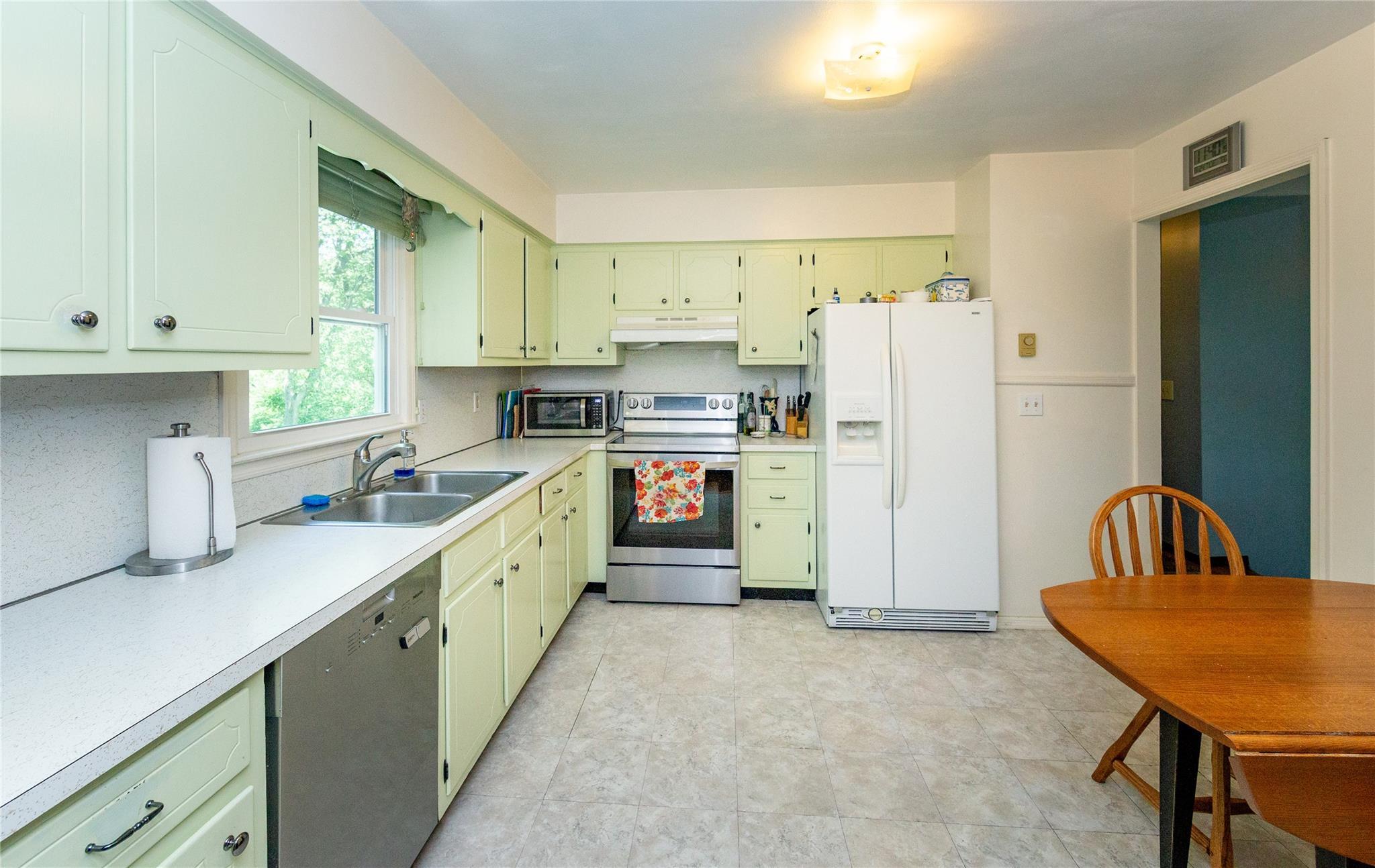 Single Family Cavelo  Dutchess County, NY 12594, MLS-881694-20