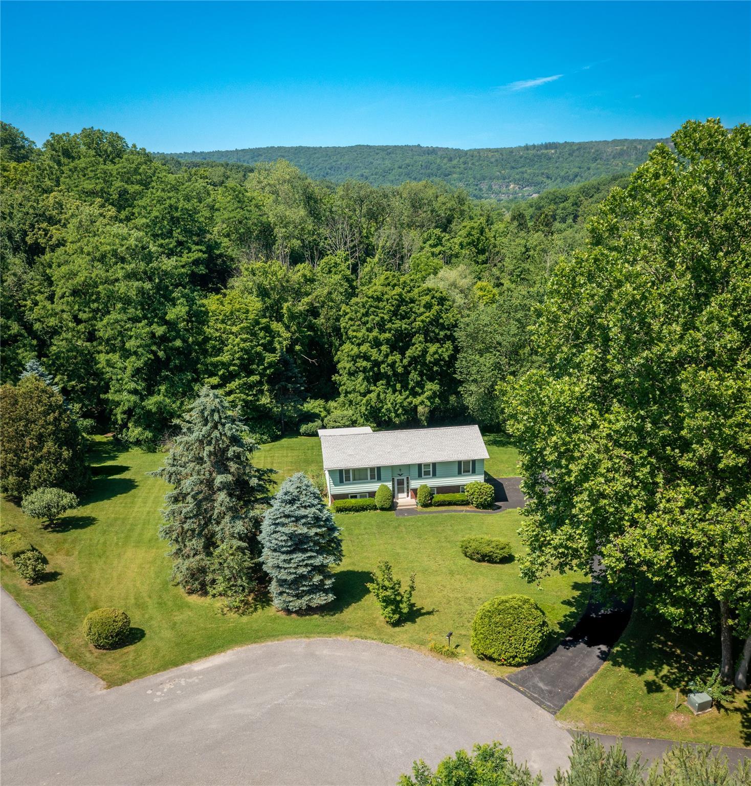 Single Family Cavelo  Dutchess County, NY 12594, MLS-881694-5