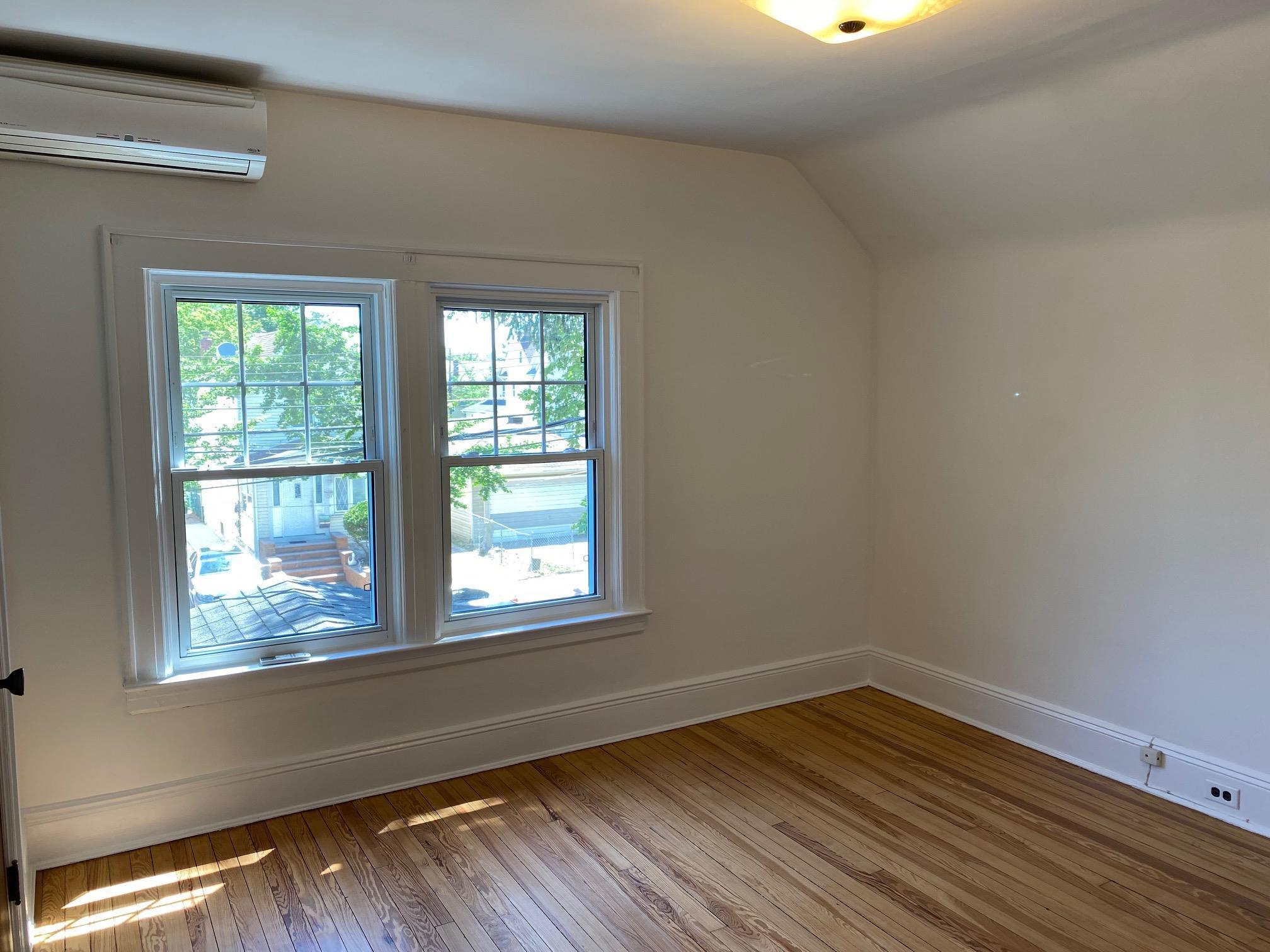 Single Family 91st  Queens, NY 11417, MLS-881707-9
