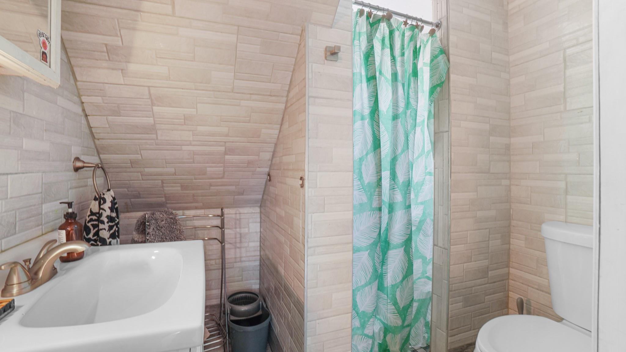 Single Family Barker  Bronx, NY 10467, MLS-881720-19