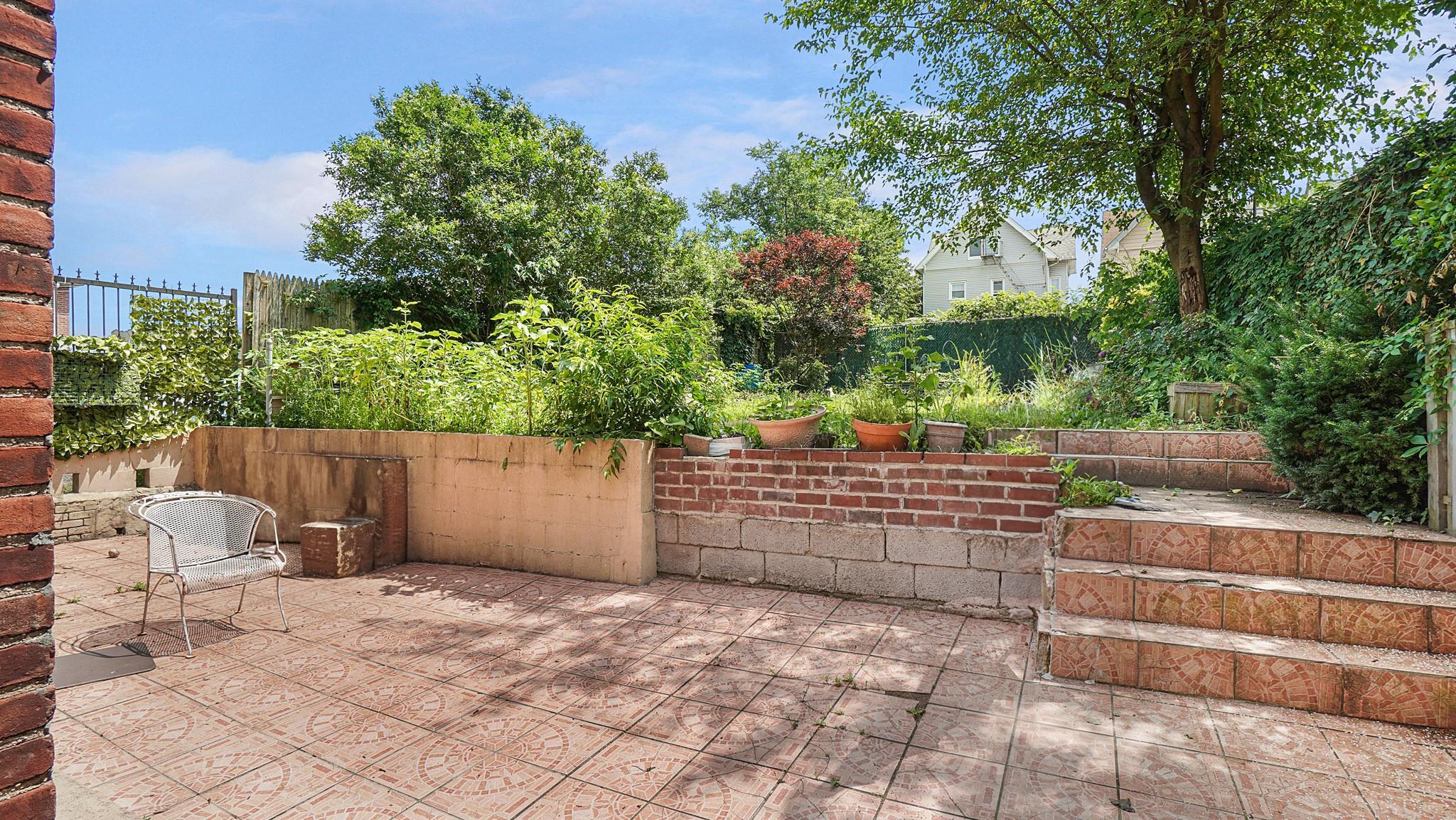 Single Family Barker  Bronx, NY 10467, MLS-881720-22