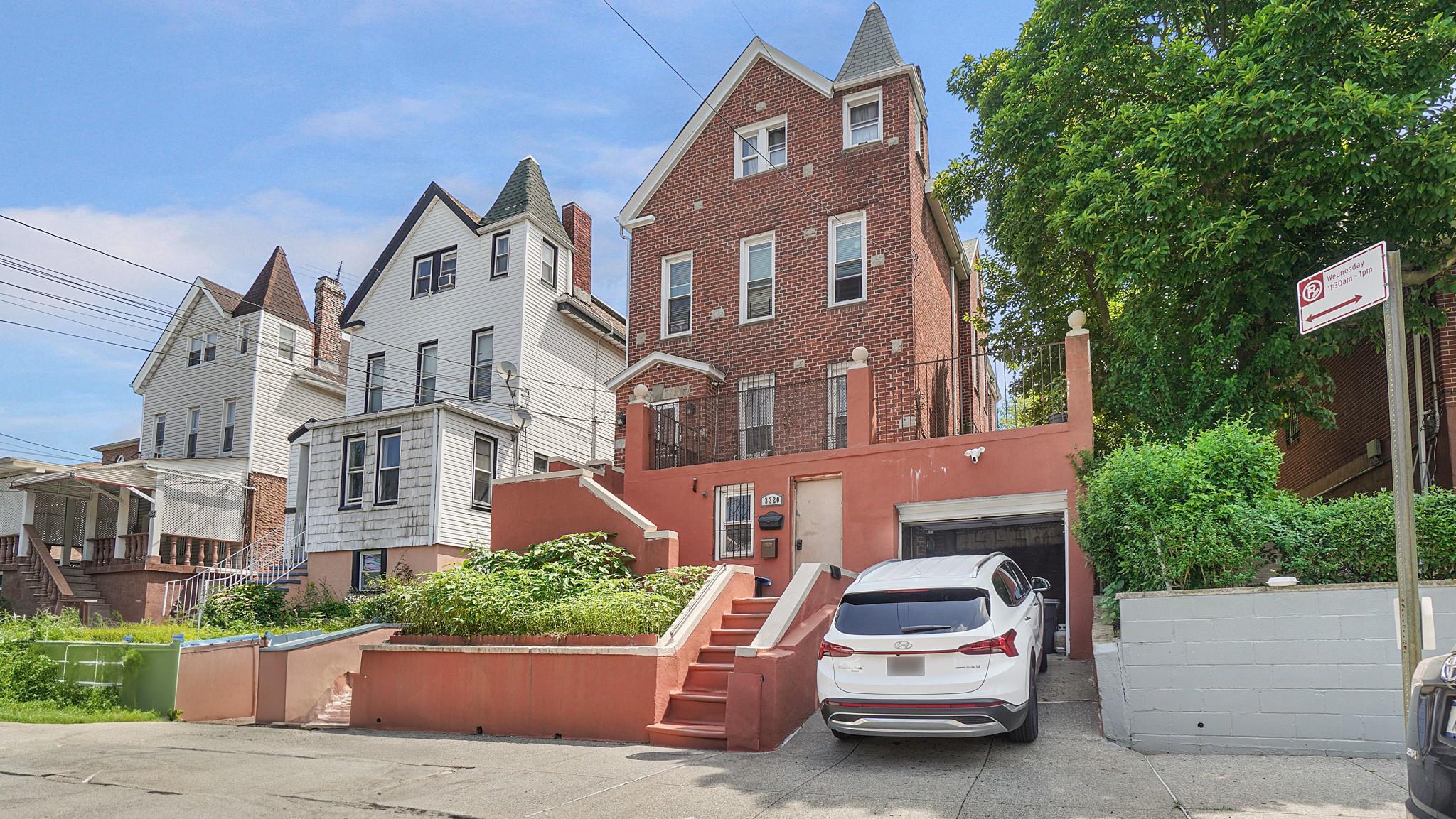 Single Family Barker  Bronx, NY 10467, MLS-881720-3