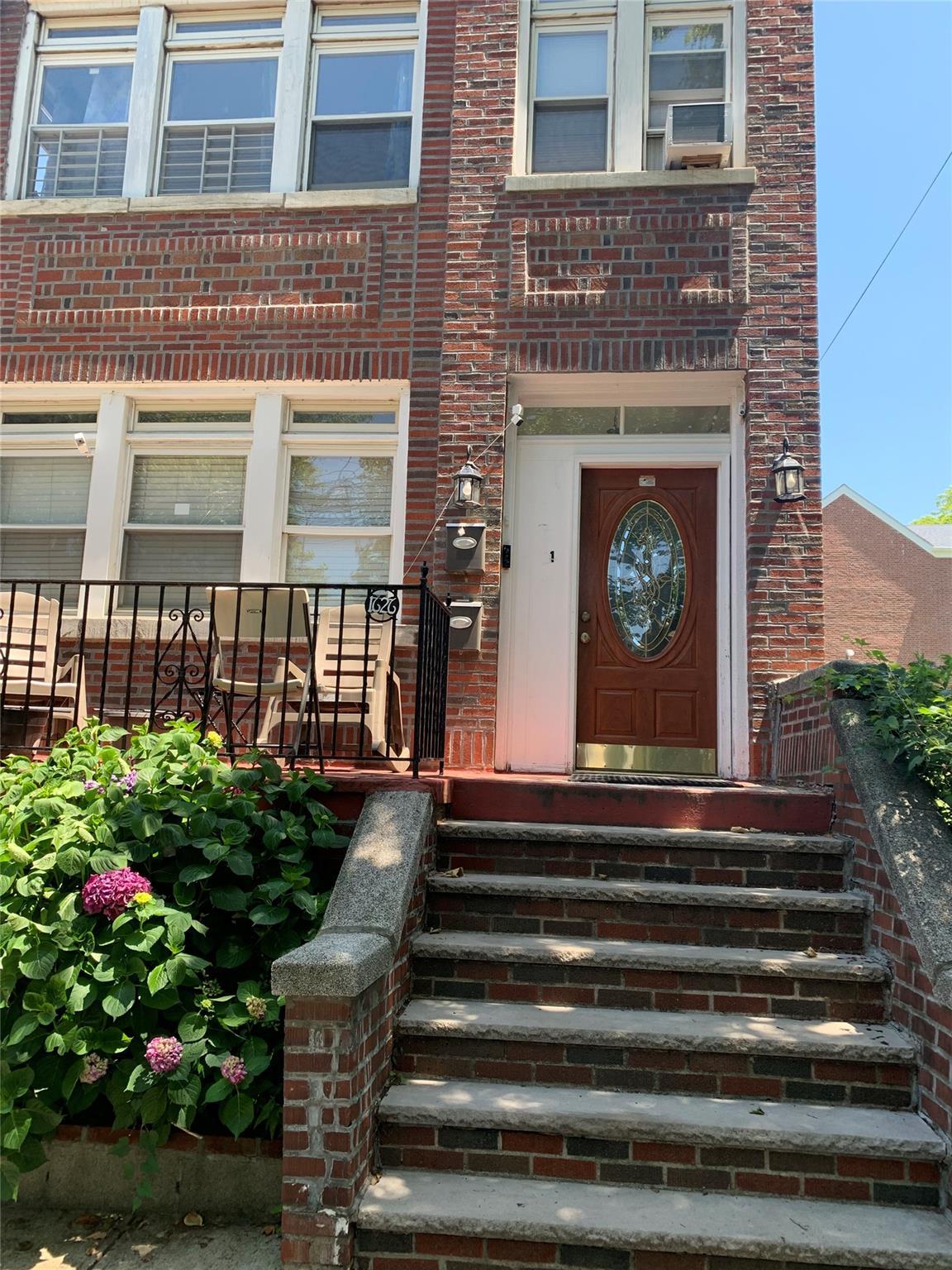 Single Family Mayflower  Bronx, NY 10461, MLS-881734-2