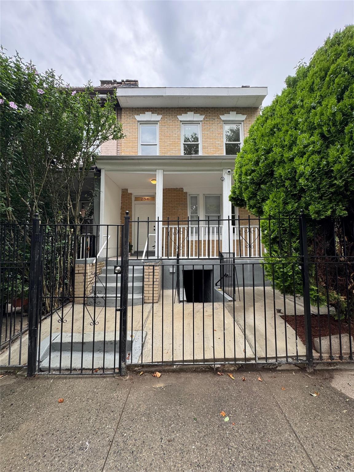 Single Family Herzl  Brooklyn, NY 11212, MLS-881736-14