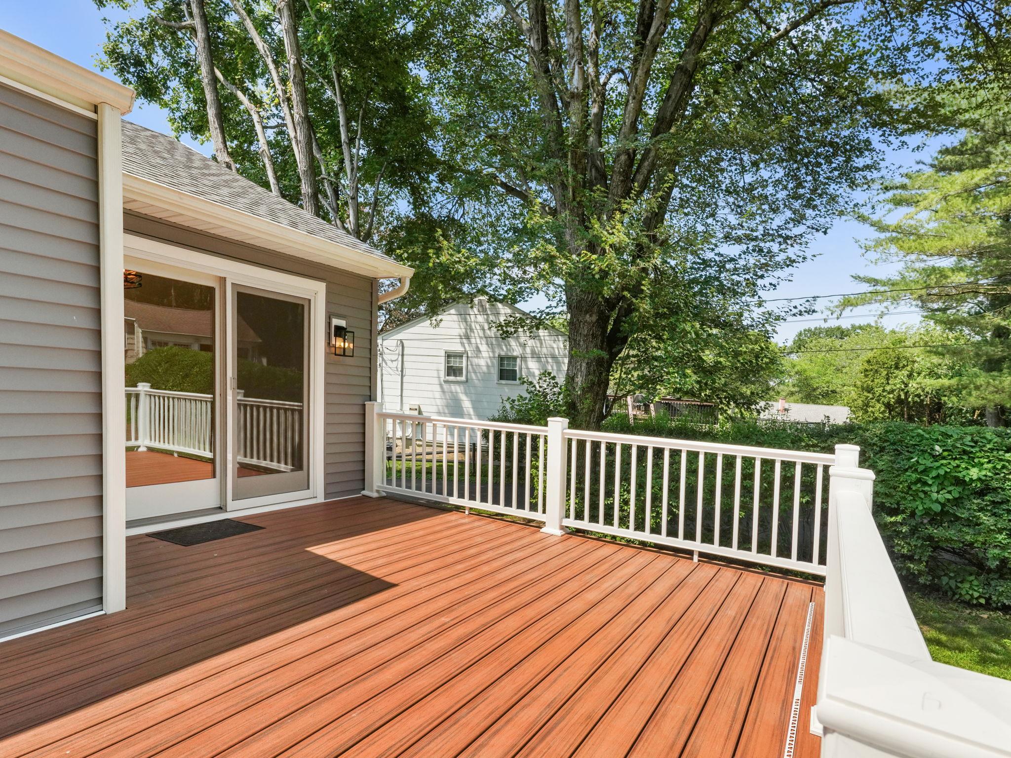 Single Family Guilford  Out Of Area, NY 06831, MLS-881751-16