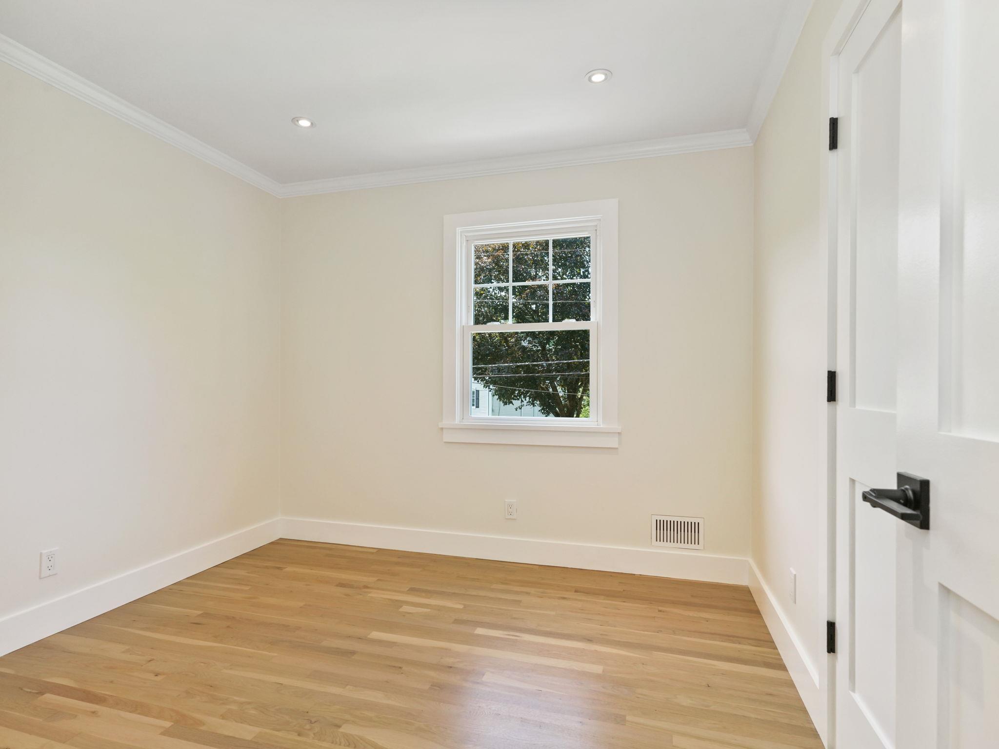 Single Family Guilford  Out Of Area, NY 06831, MLS-881751-25