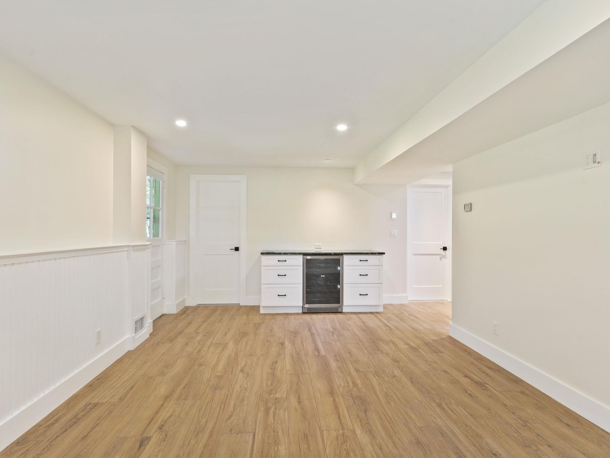 Single Family Guilford  Out Of Area, NY 06831, MLS-881751-30
