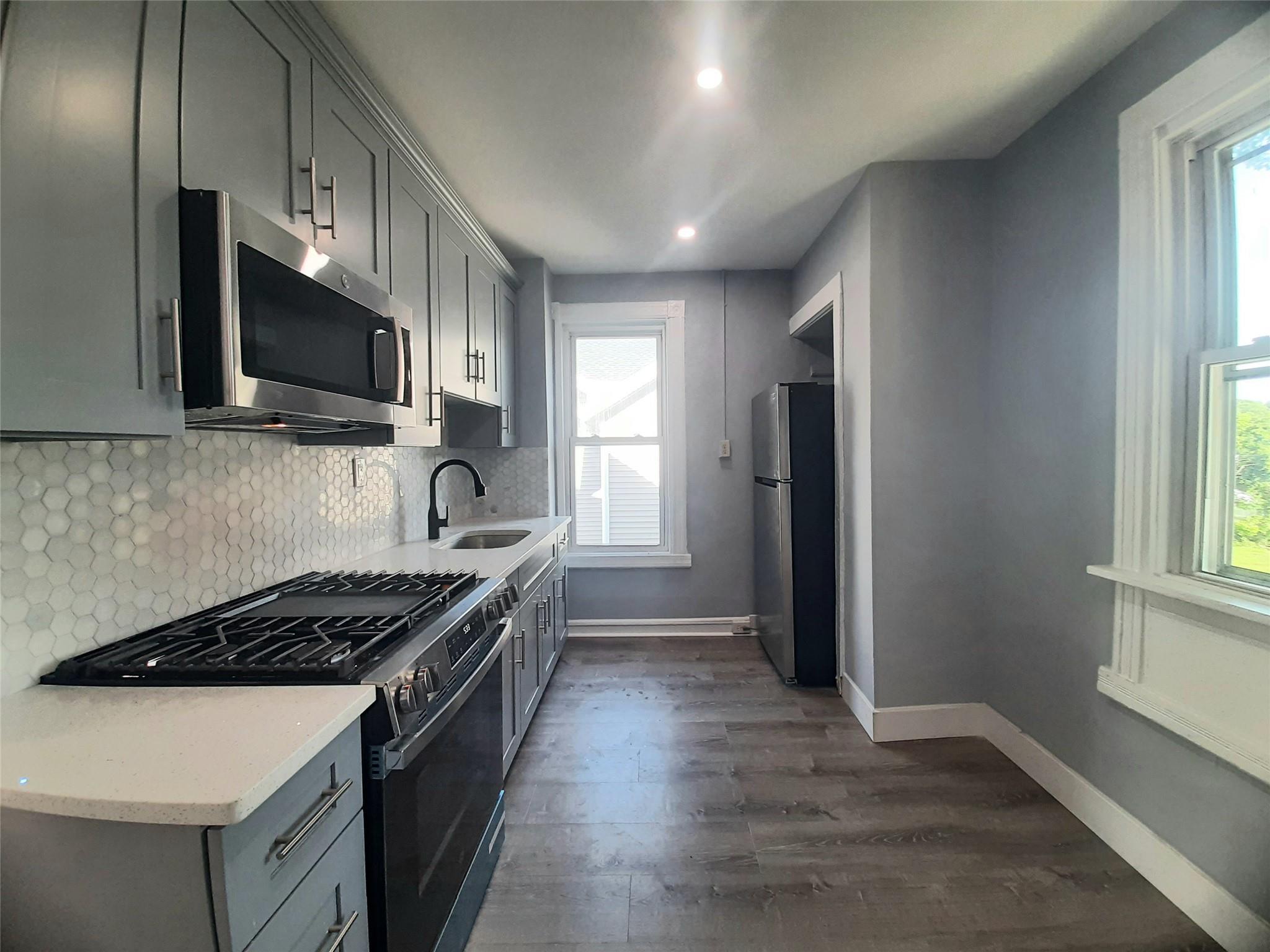 Single Family High  Dutchess County, NY 12601, MLS-881753-6
